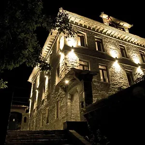 מלון Villa Permet